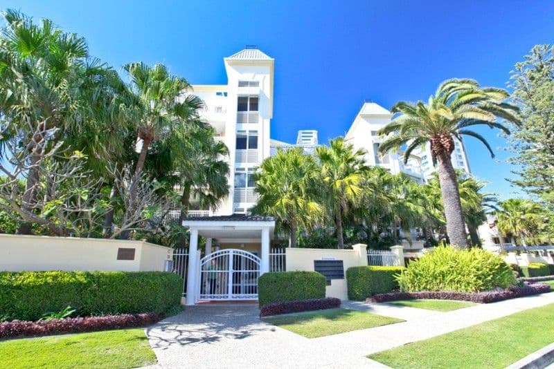 14 'La Grande', 122 Old Burleigh Road, BROADBEACH QLD 4218, Broadbeach - Thumbnail 2