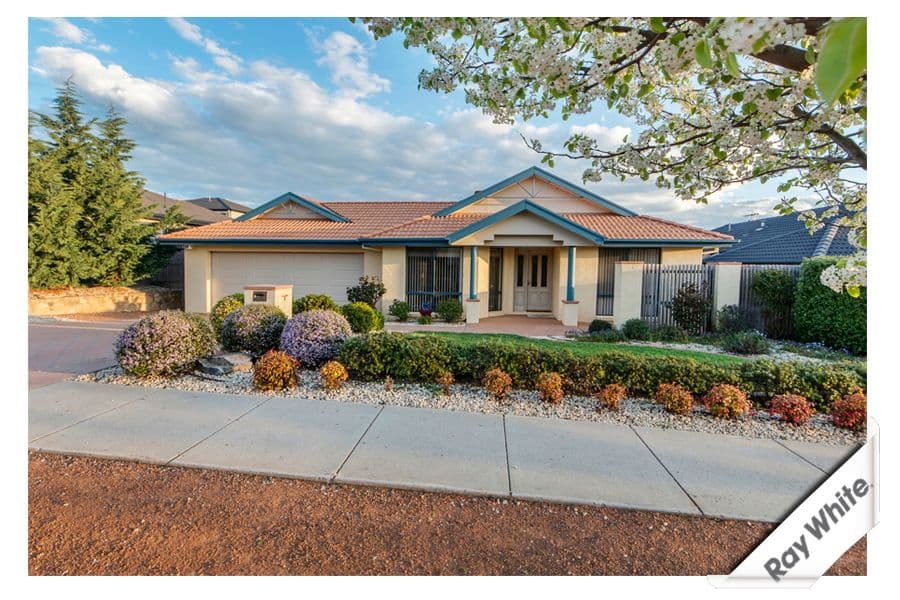 72 Sue Geh Circuit, NICHOLLS ACT 2913, Nicholls - Image 1