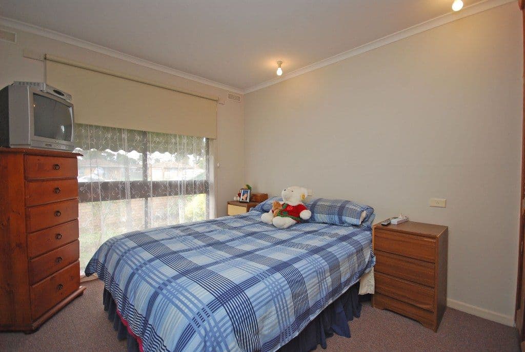 490 Gillies Street, WENDOUREE VIC 3355, Wendouree - Thumbnail 7