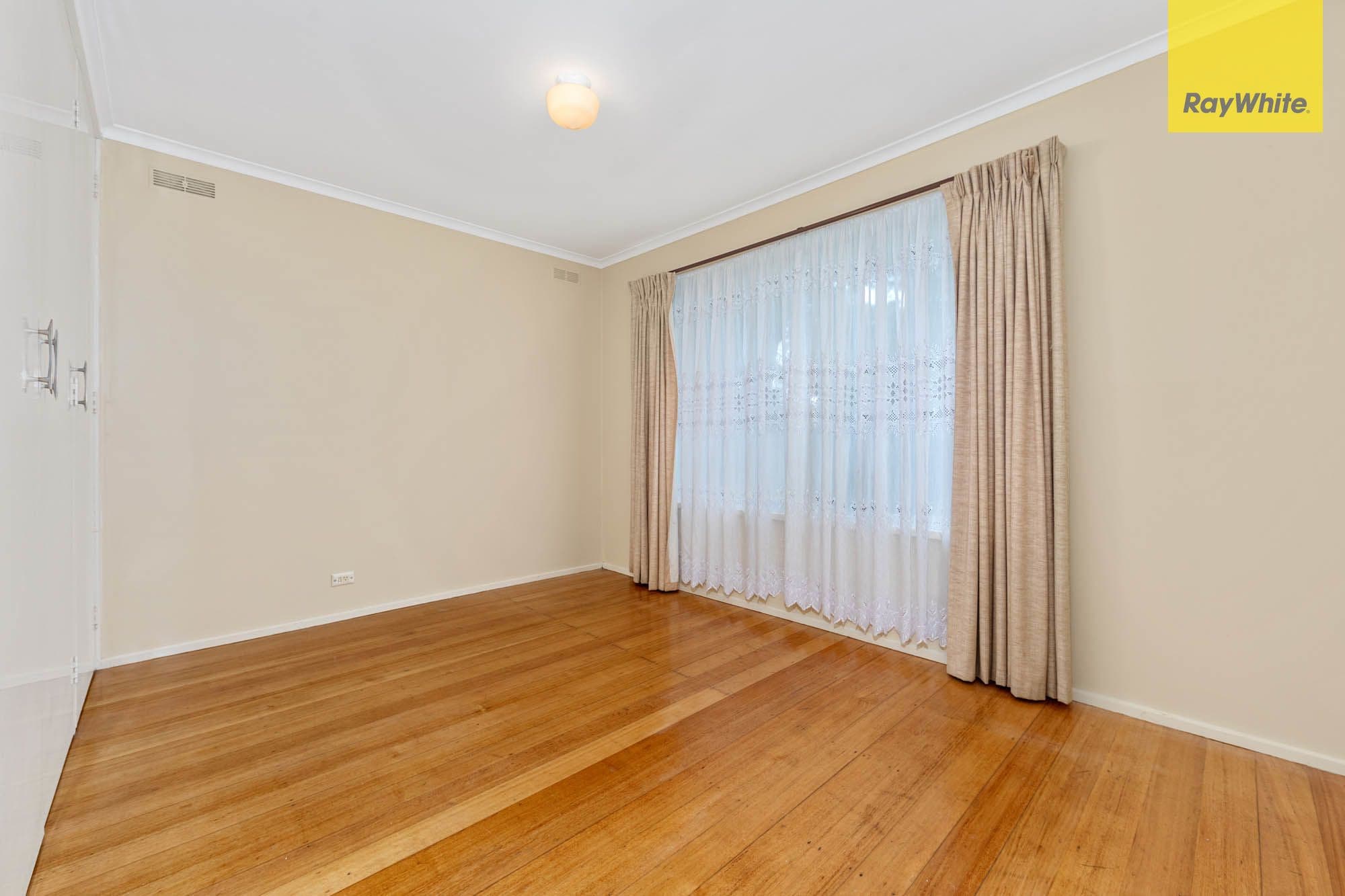17 Michael Avenue, St Albans VIC 3021, St Albans - Thumbnail 5