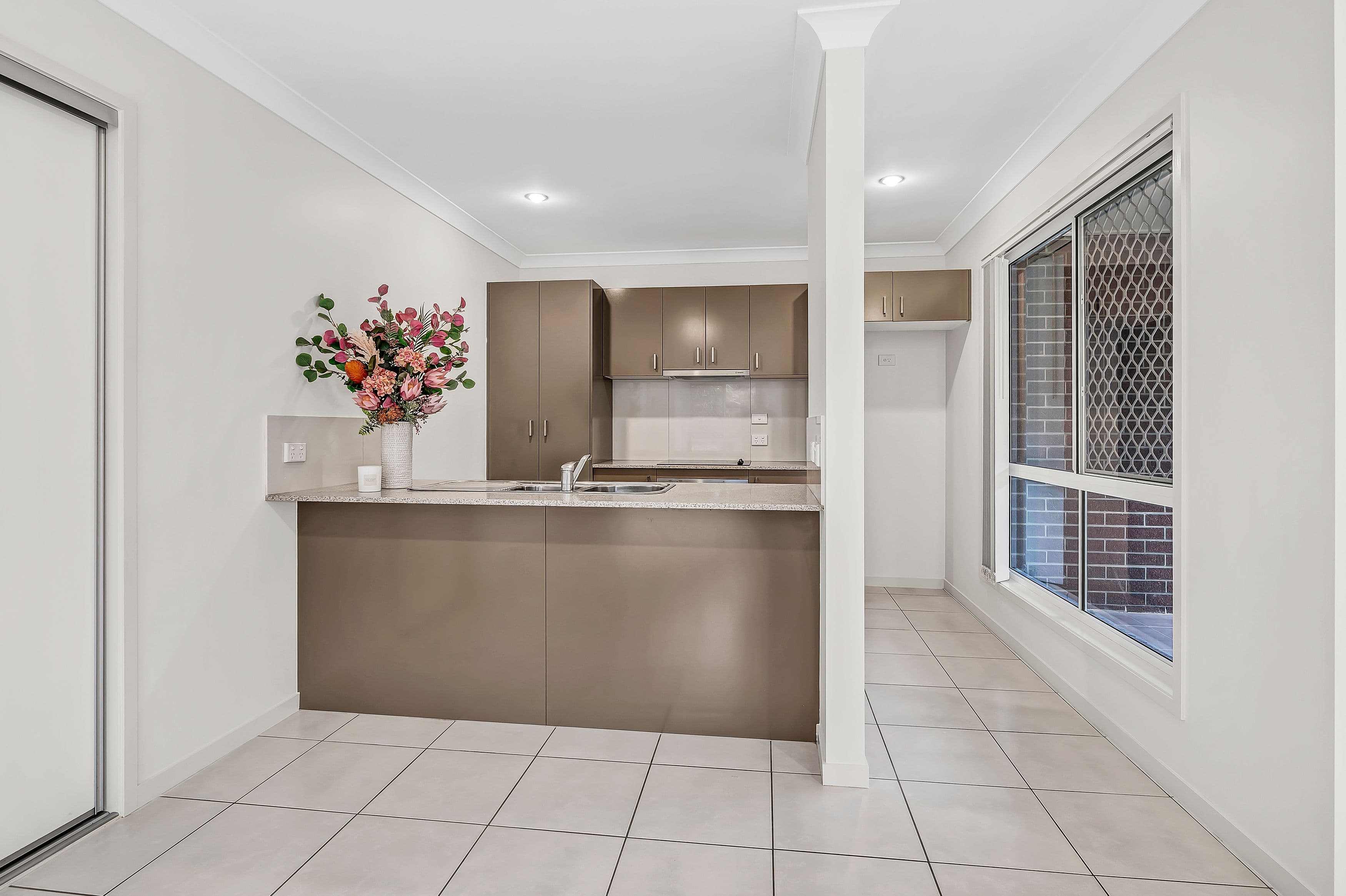 112 Wunburra Circle, Pacific Pines QLD 4211, Pacific Pines - Thumbnail 6