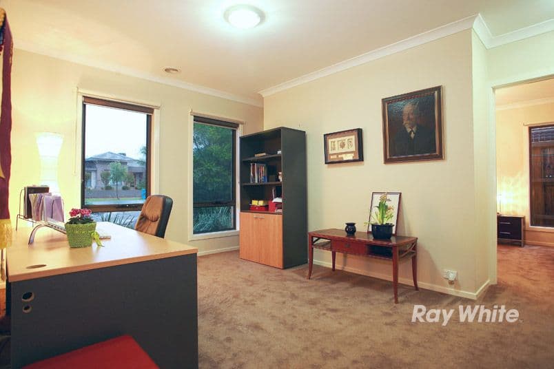 6 Aquanita Close, LYNDHURST VIC 3975, Lyndhurst - Thumbnail 2
