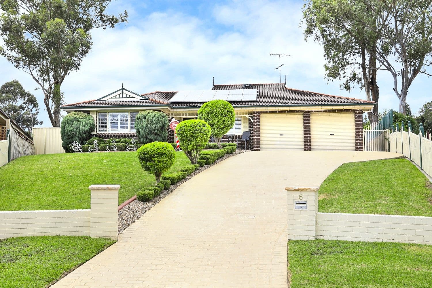 6 Iris Court, Glenmore Park - Image 1