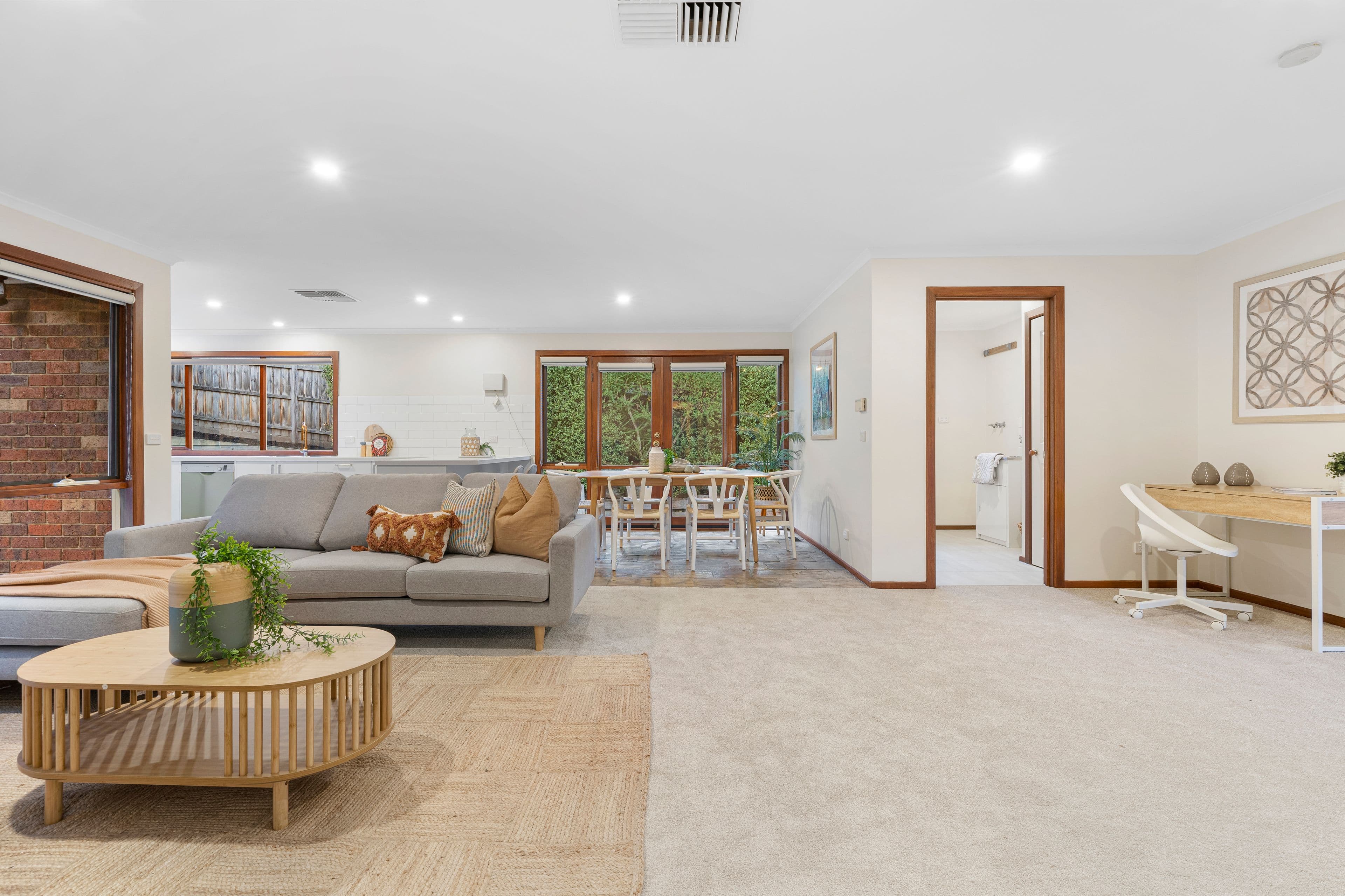 5 Booth Court, Eltham VIC 3095, Eltham - Thumbnail 2