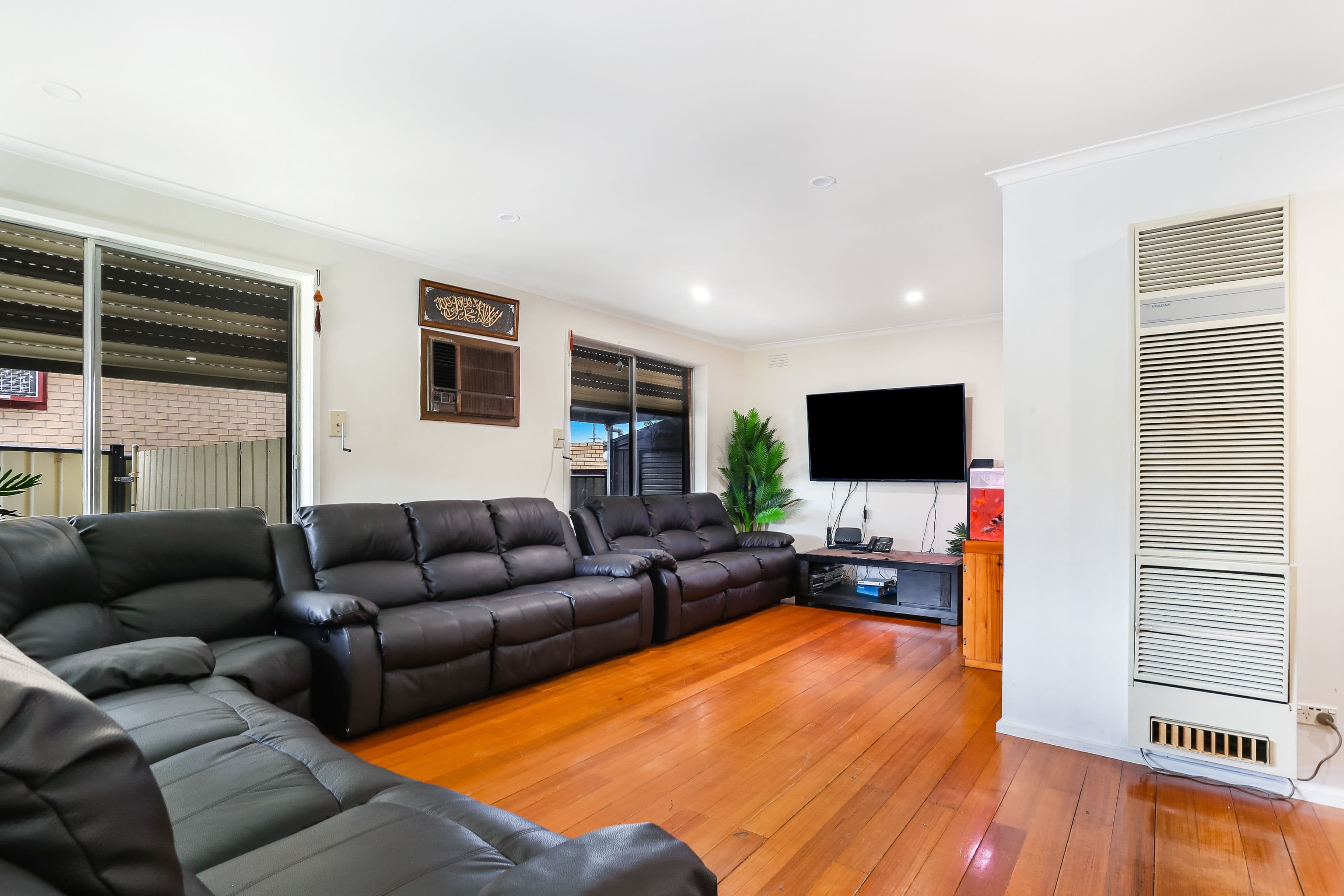 3 Stephen Court, Thomastown VIC 3074, Thomastown - Thumbnail 2