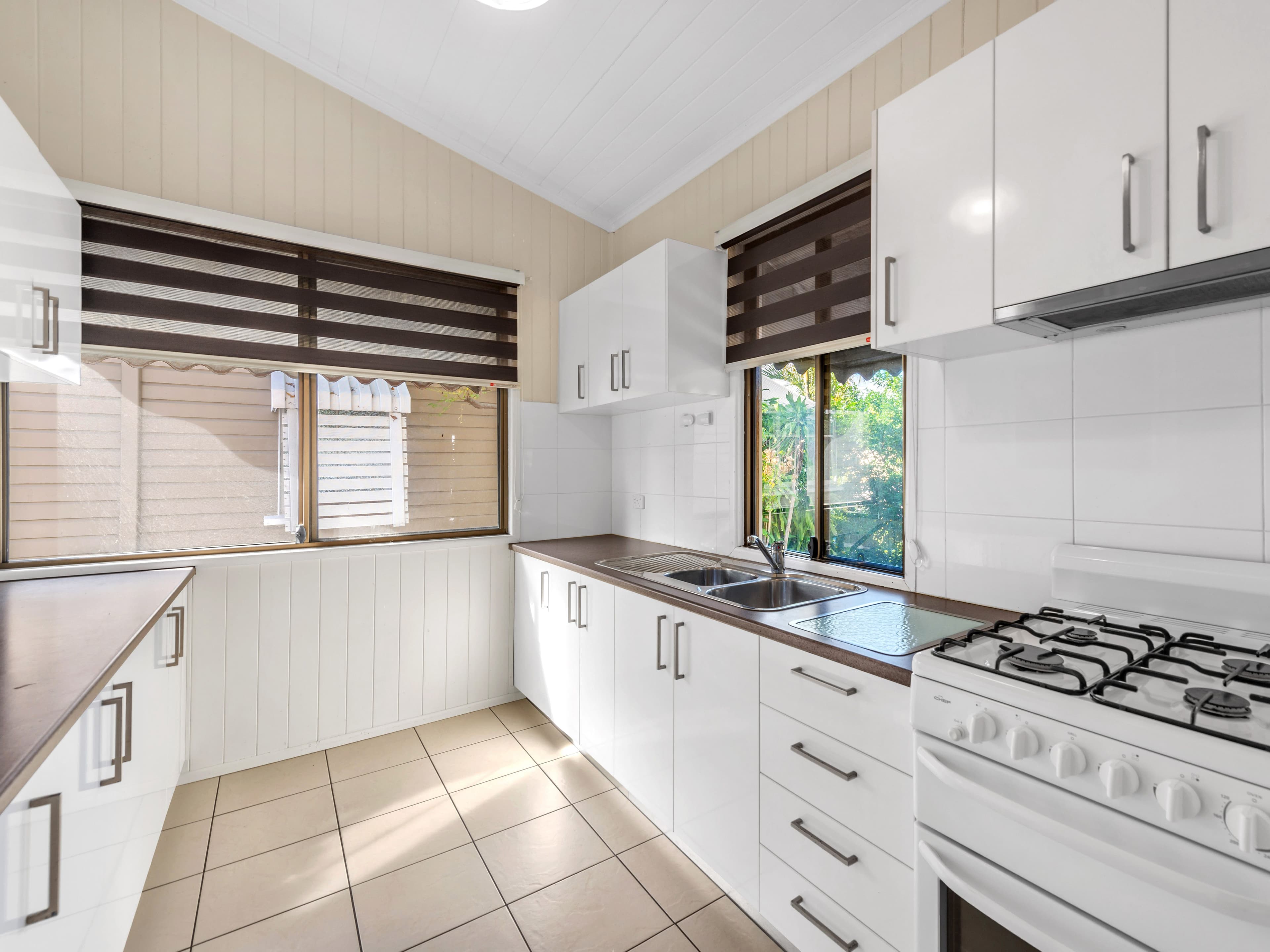 23 Deshon Street, Woolloongabba QLD 4102, Woolloongabba - Thumbnail 3