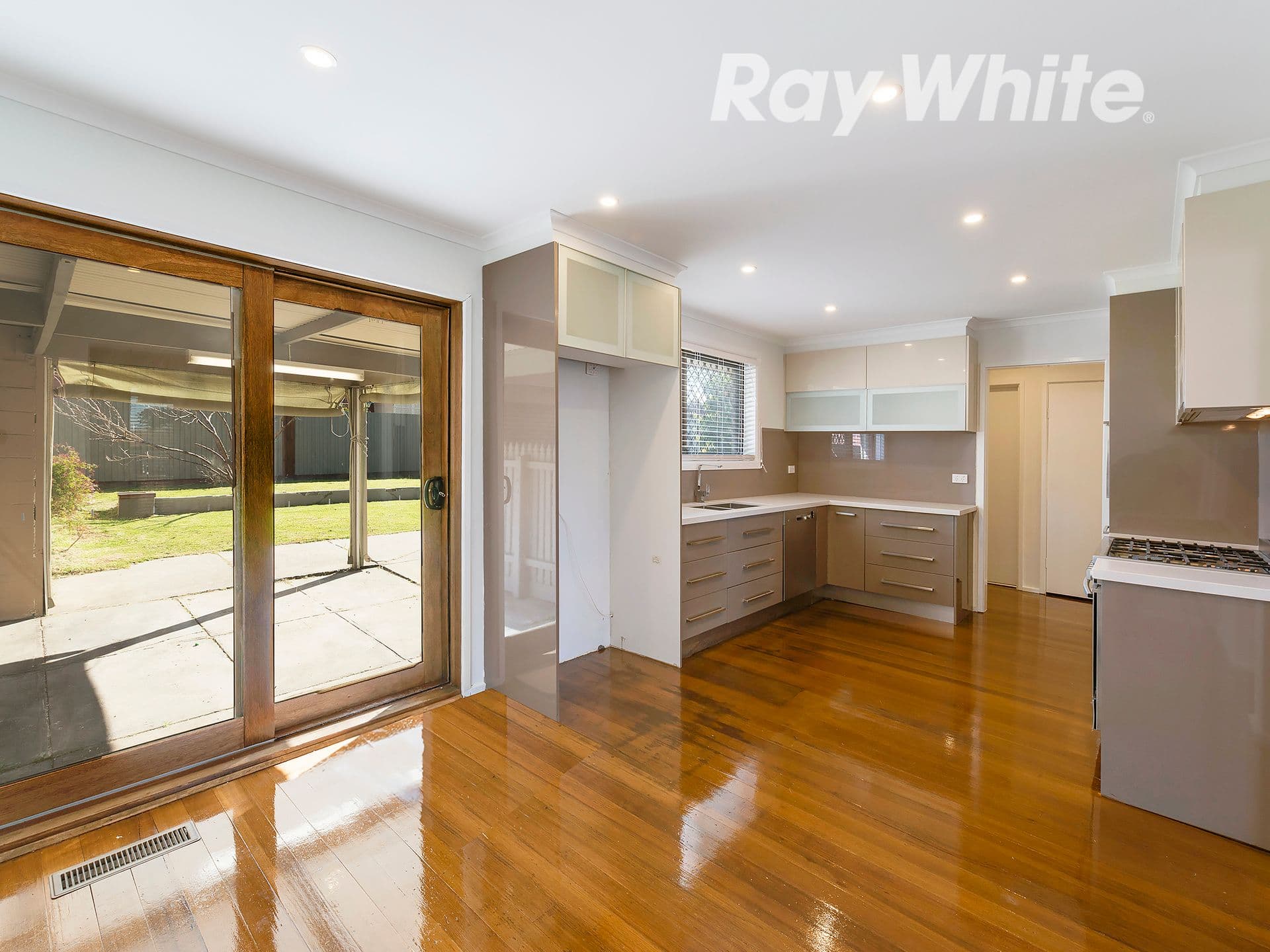4 Kent Road, Lalor VIC 3075, Lalor - Thumbnail 3