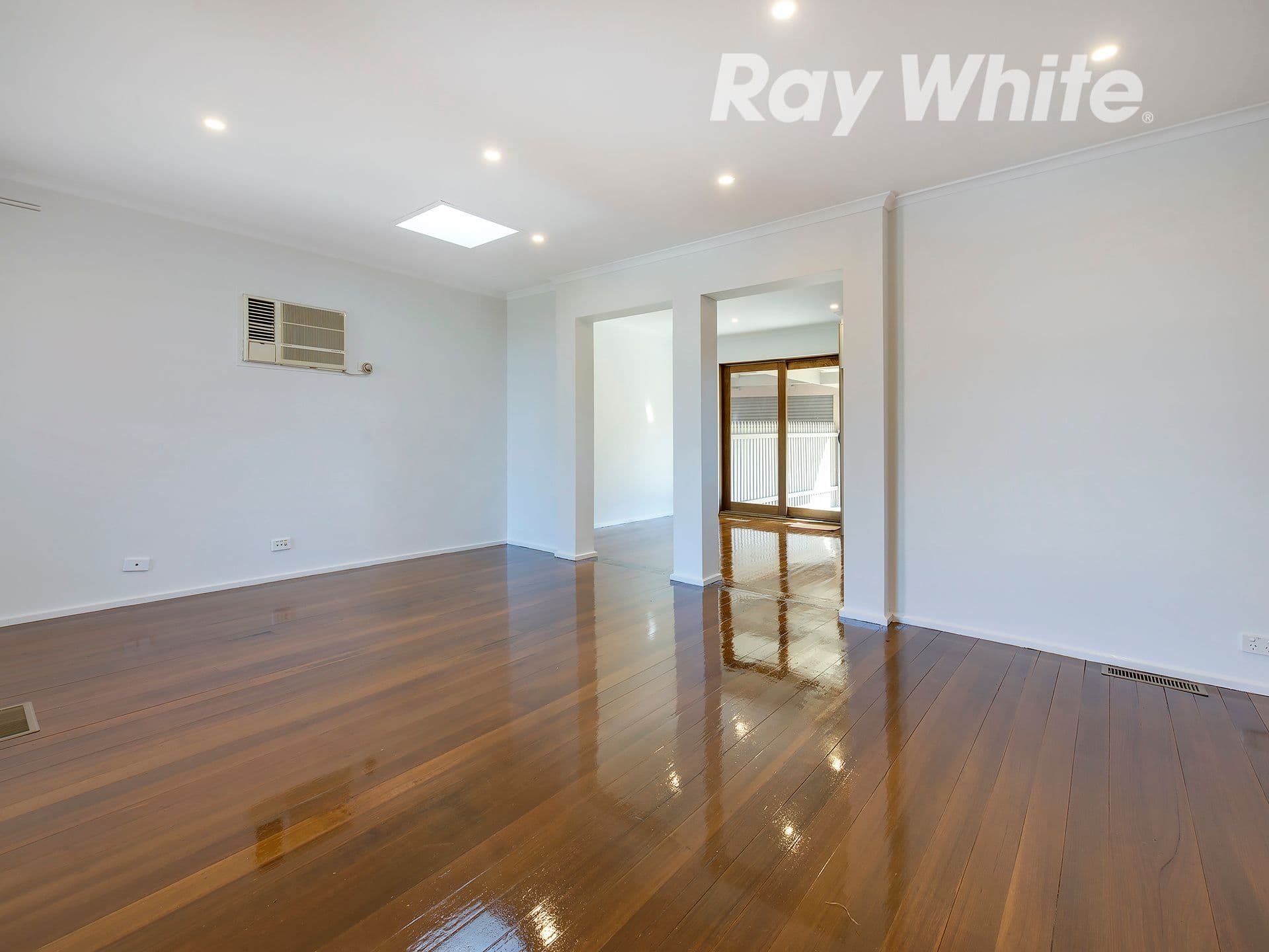 4 Kent Road, Lalor VIC 3075, Lalor - Thumbnail 4