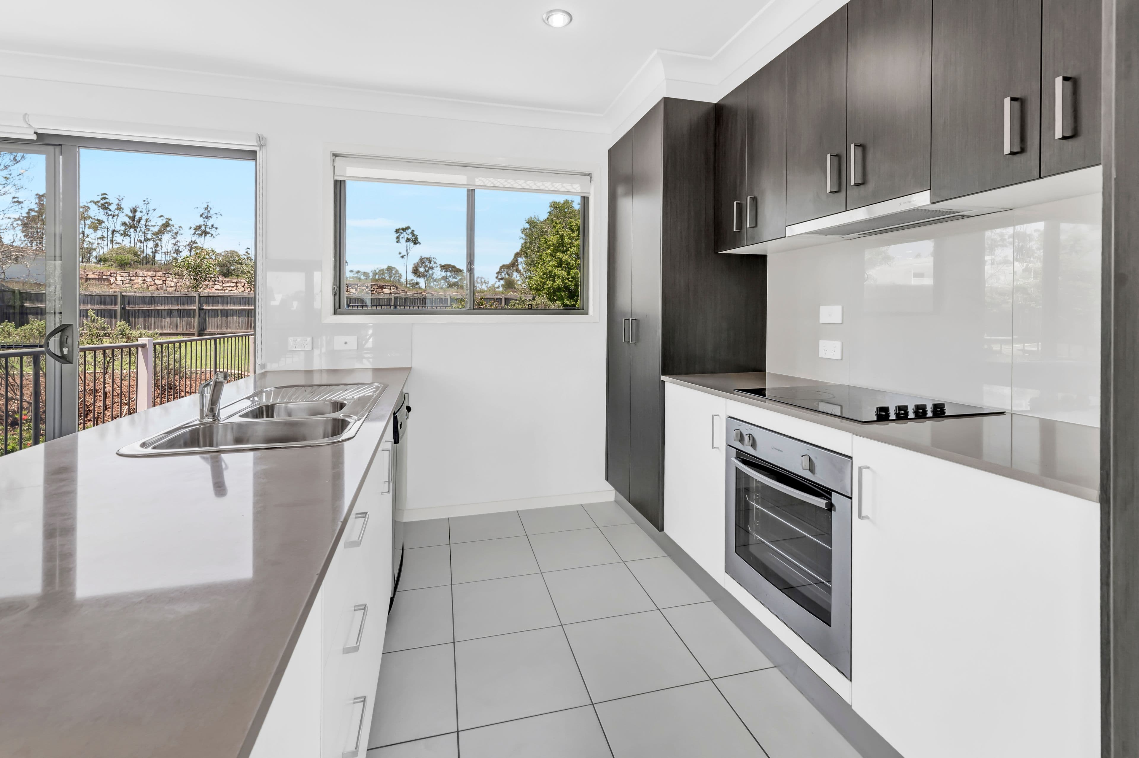 4 Janelle Street, Pimpama QLD 4209, Pimpama - Thumbnail 2
