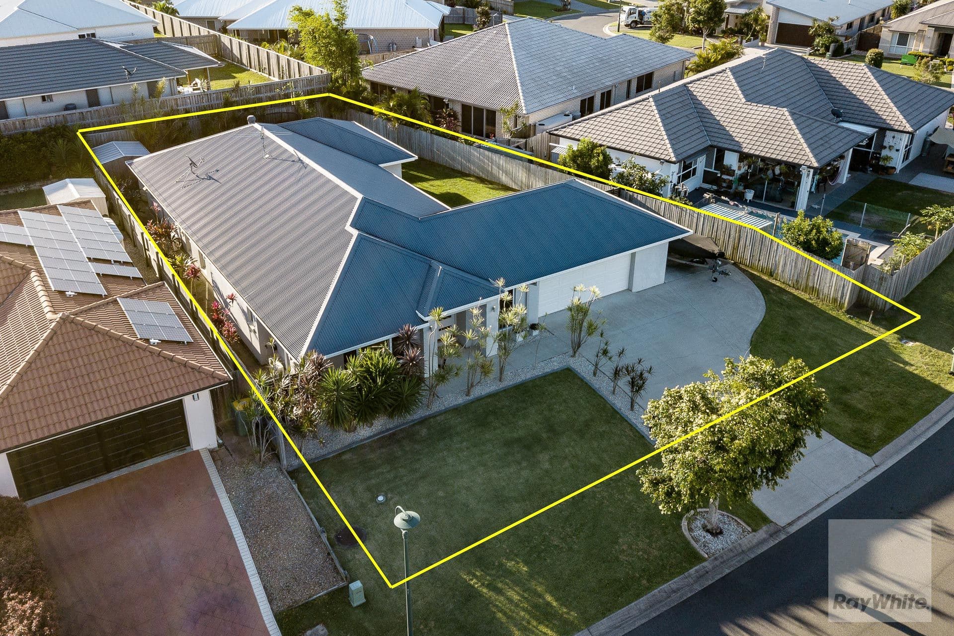 18 Forrest Street, Redland Bay QLD 4165, Redland Bay - Image 1
