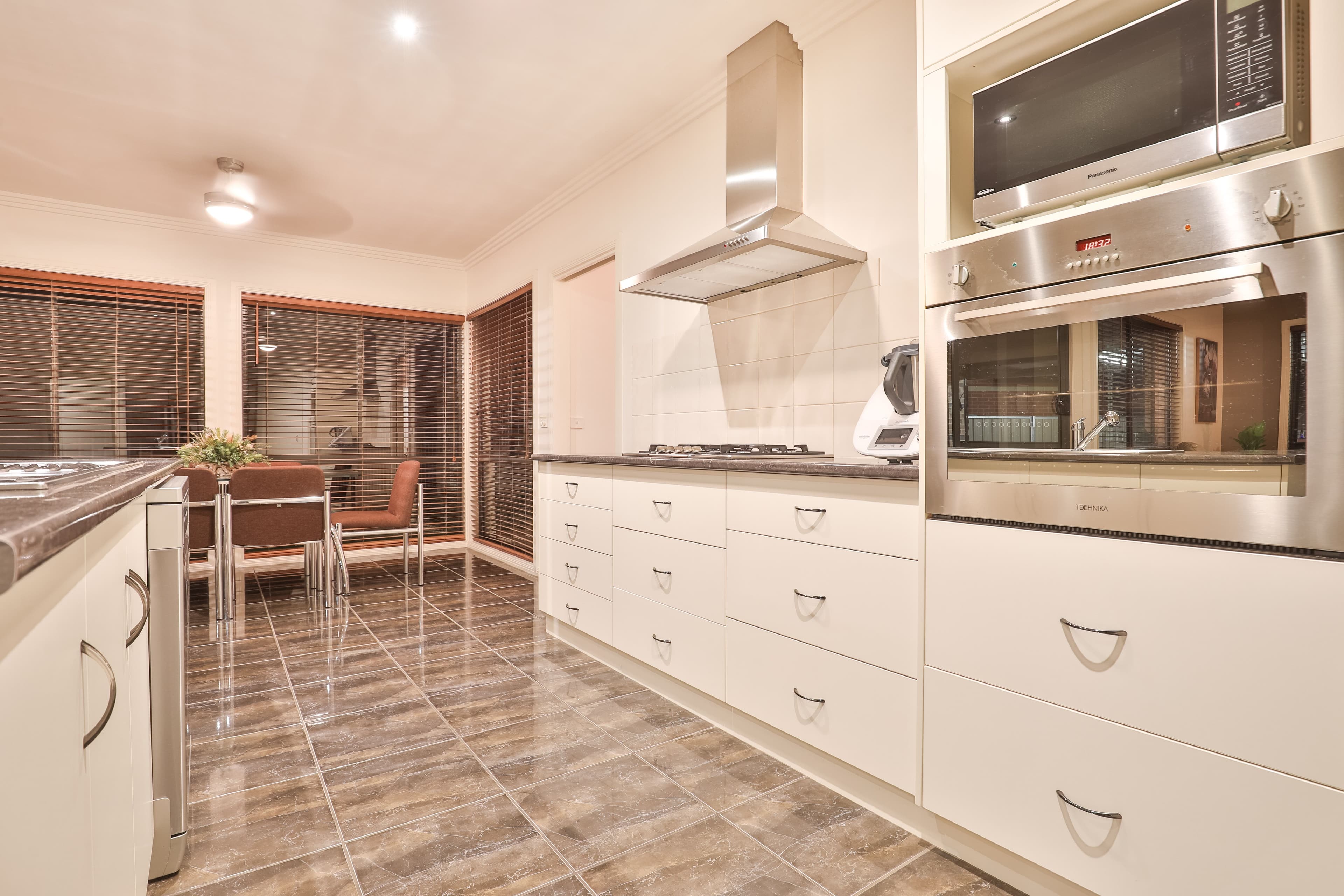 6 Oxley Court, Mildura VIC 3500, Mildura - Thumbnail 7