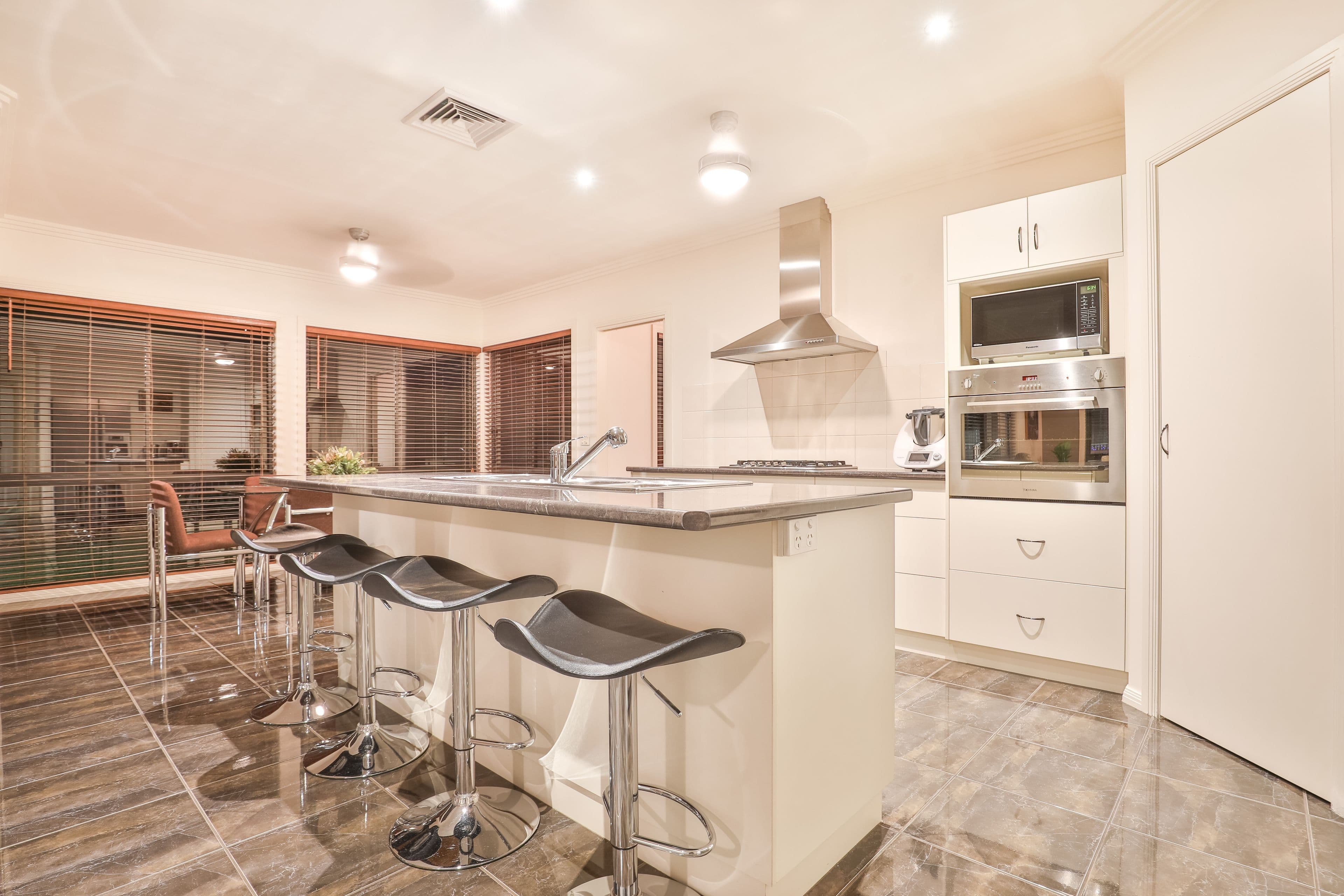 6 Oxley Court, Mildura VIC 3500, Mildura - Thumbnail 8