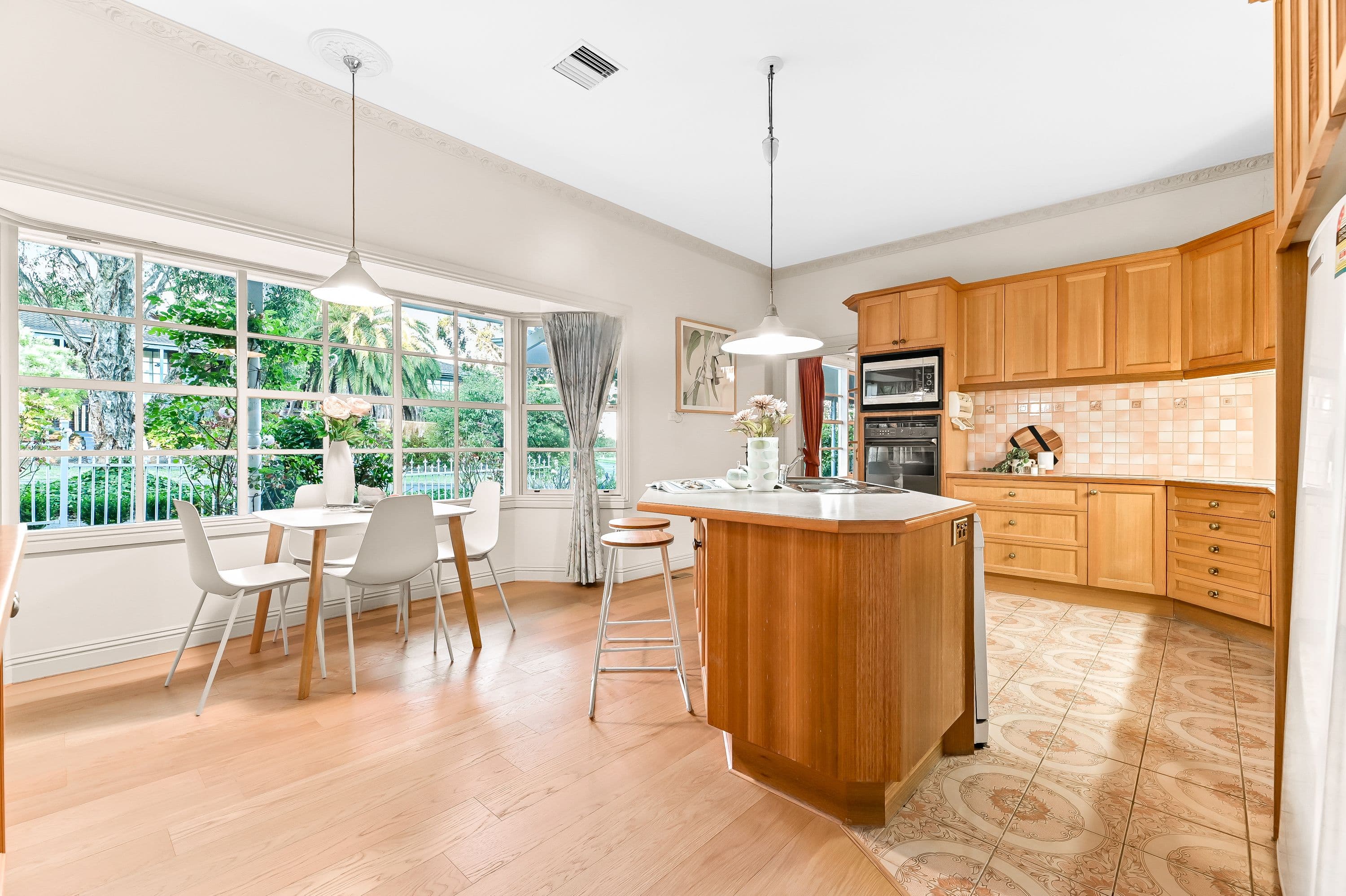 97 Garnett Road, Wheelers Hill VIC 3150, Wheelers Hill - Thumbnail 6