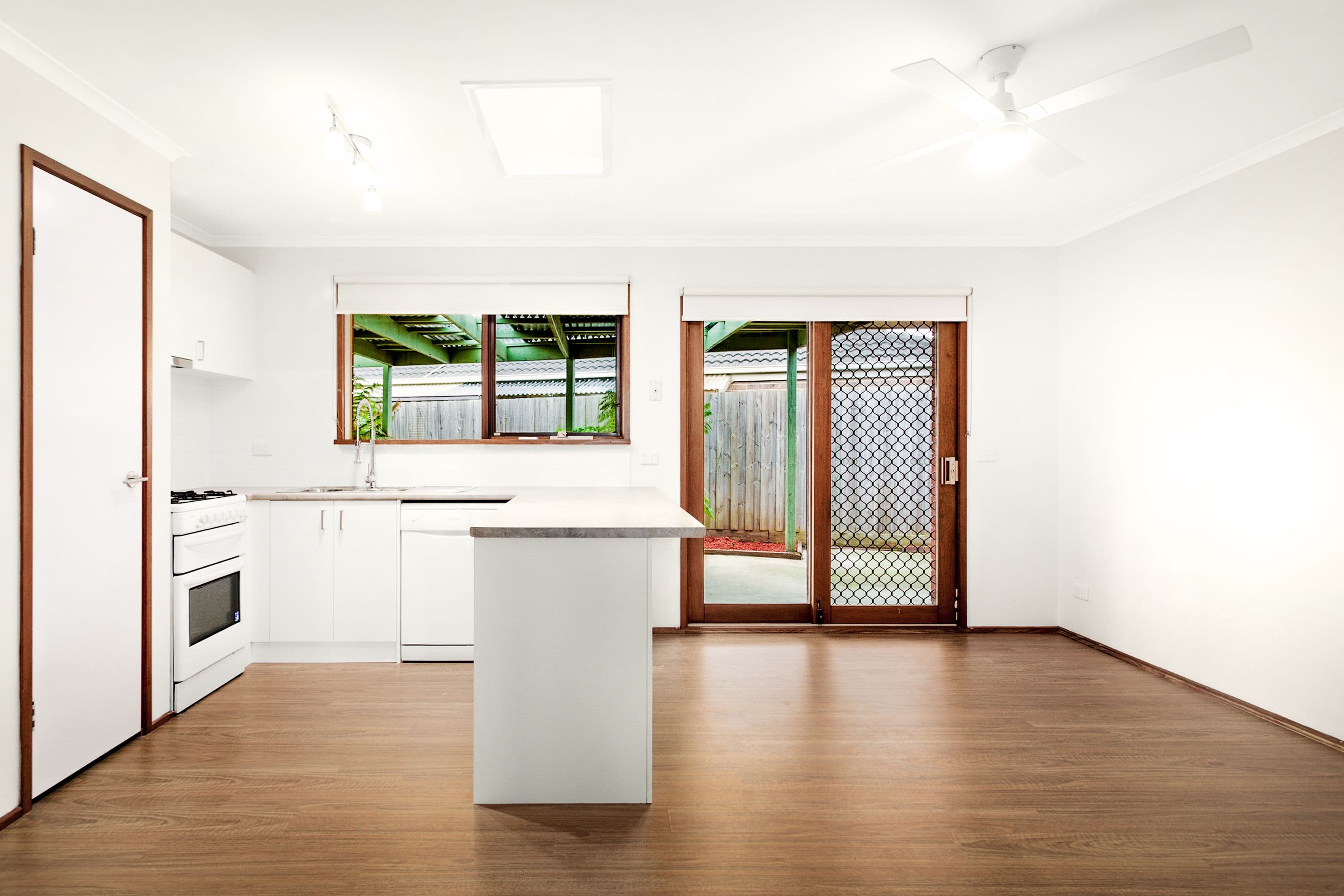 1 Anita Place, Pakenham VIC 3810, Pakenham - Thumbnail 3