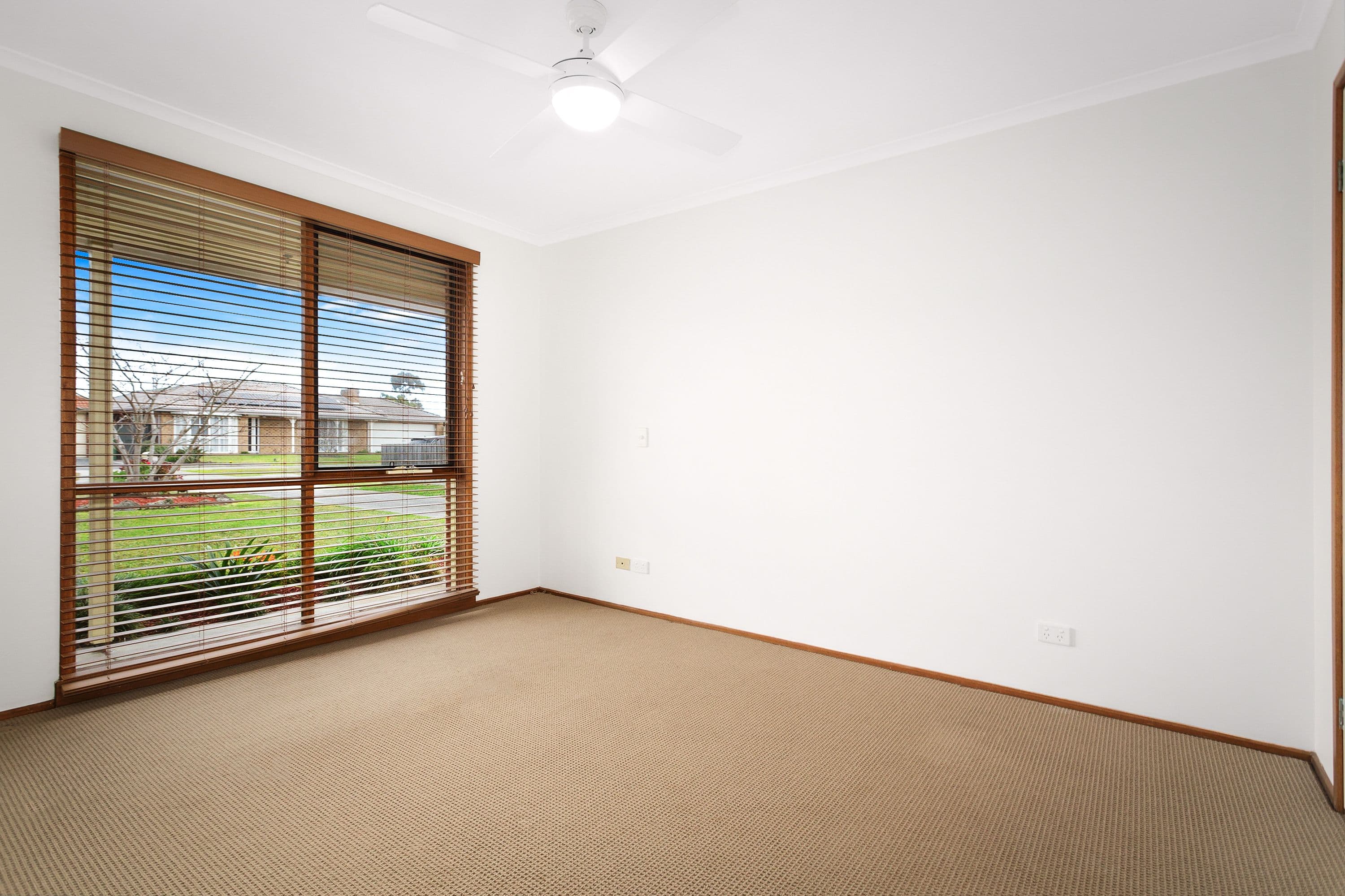 1 Anita Place, Pakenham VIC 3810, Pakenham - Thumbnail 5