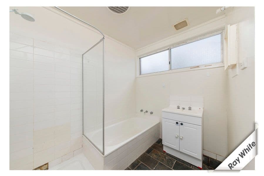 18 Guthridge Crescent, WANNIASSA ACT 2903, Wanniassa - Thumbnail 7