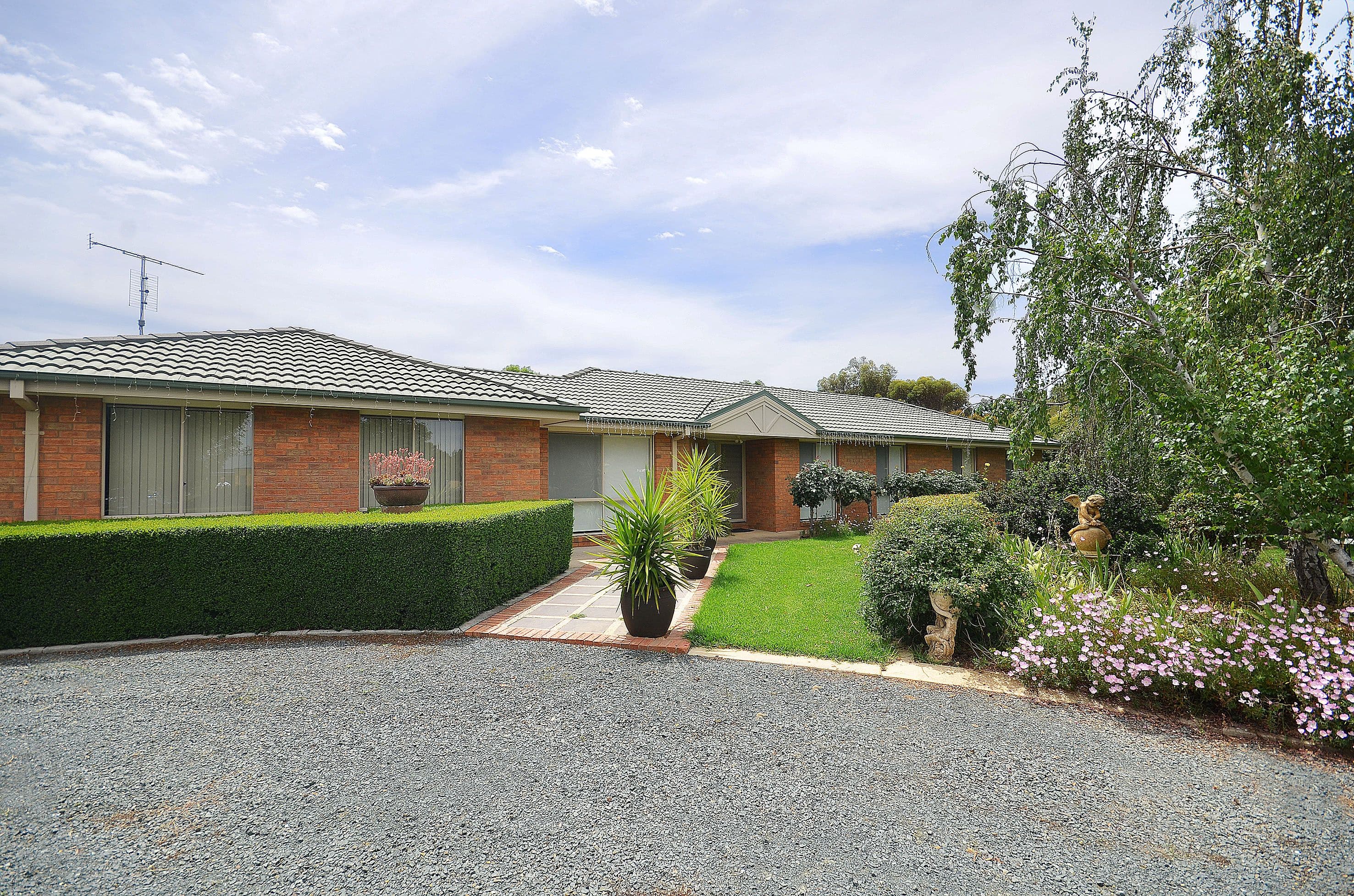 4 Tasman Court, Echuca VIC 3564, Echuca - Thumbnail 2