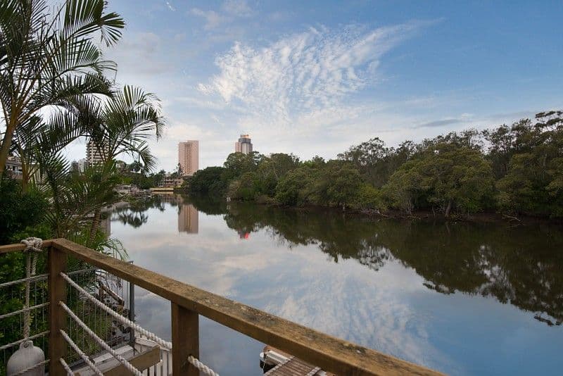 2 Savoy Drive, BROADBEACH WATERS QLD 4218, Broadbeach Waters - Thumbnail 2