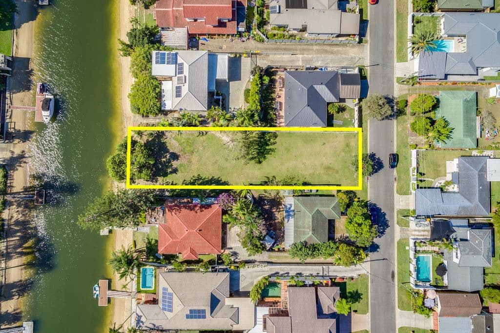 49 Kalimna Drive, Broadbeach Waters QLD 4218, Broadbeach Waters - Thumbnail 3