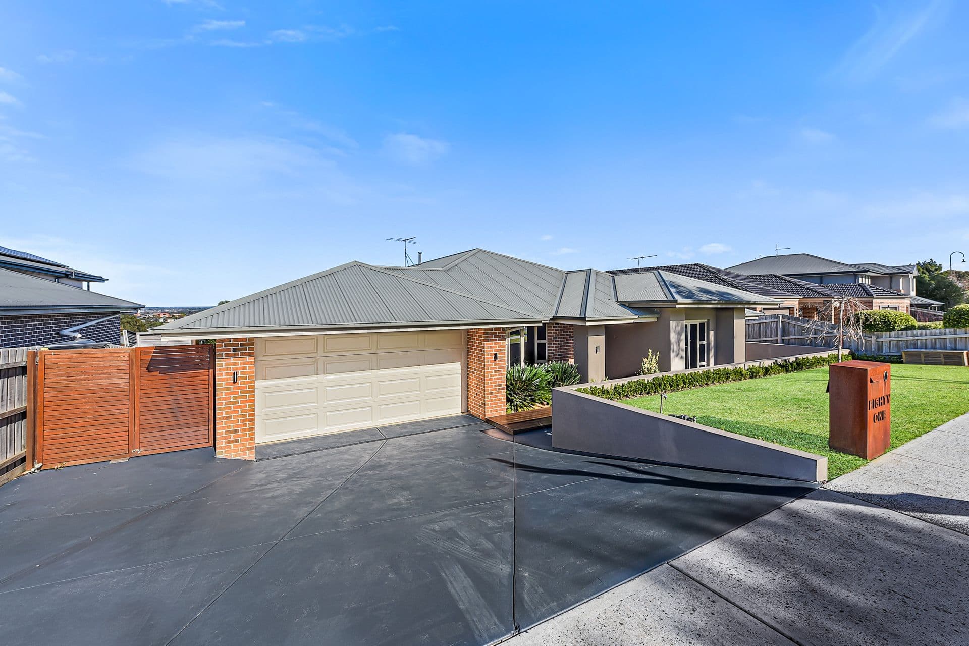 81 Whistler Drive, Berwick VIC 3806, Berwick - Thumbnail 3