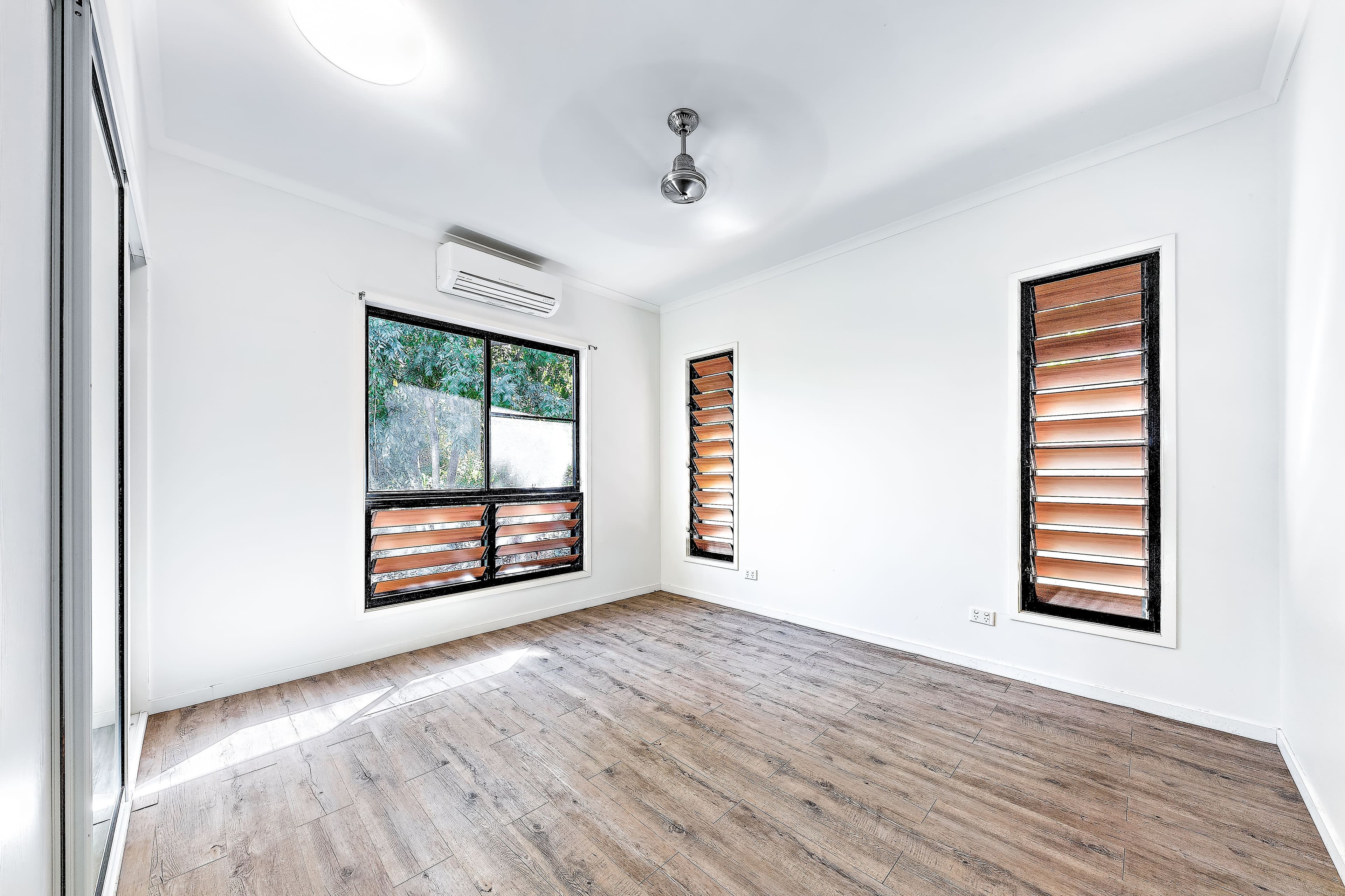13 Beth Court, Cannonvale QLD 4802, Cannonvale - Thumbnail 5