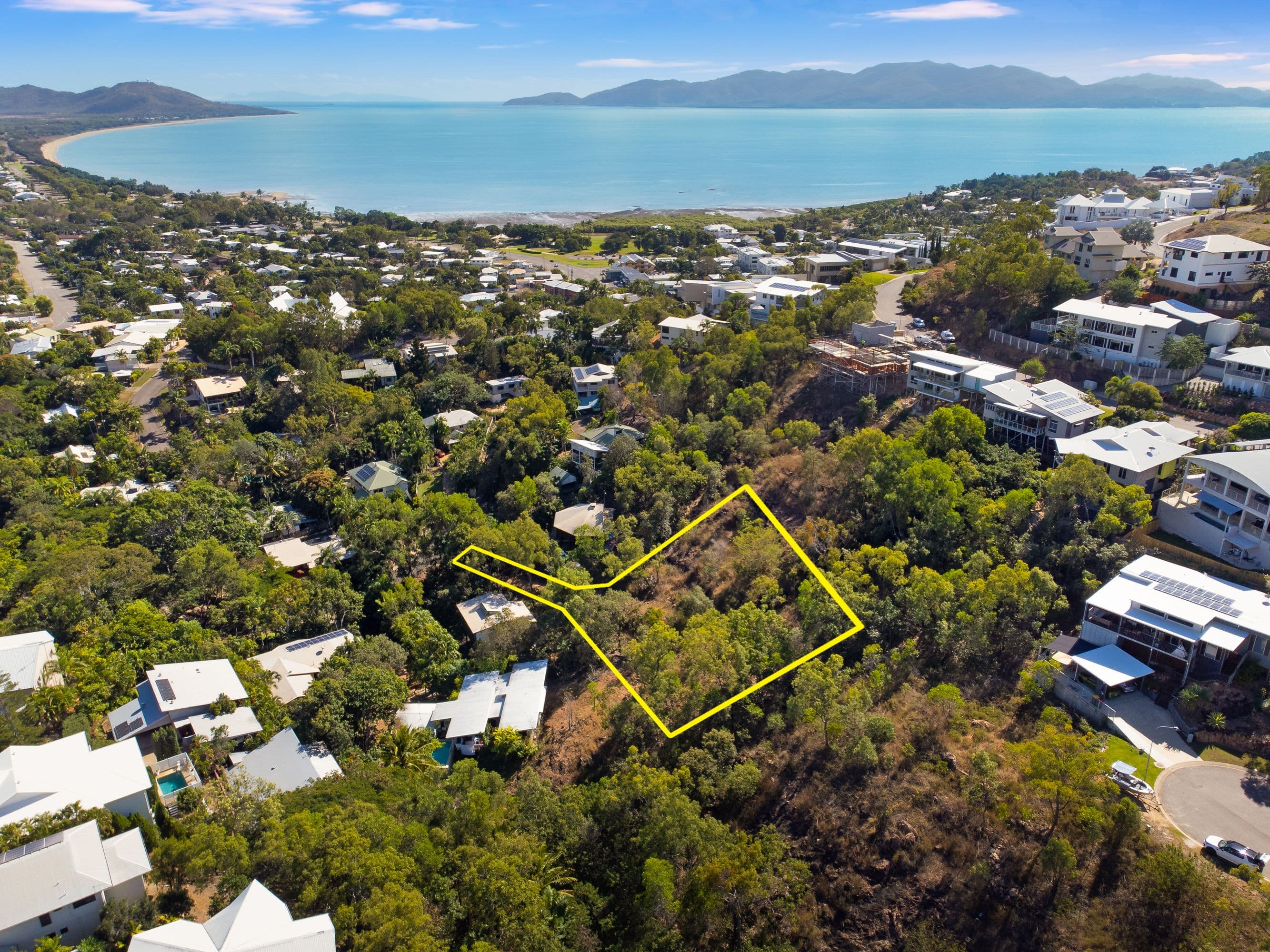 9 Woodlands Court, Castle Hill QLD 4810, Castle Hill - Image 1