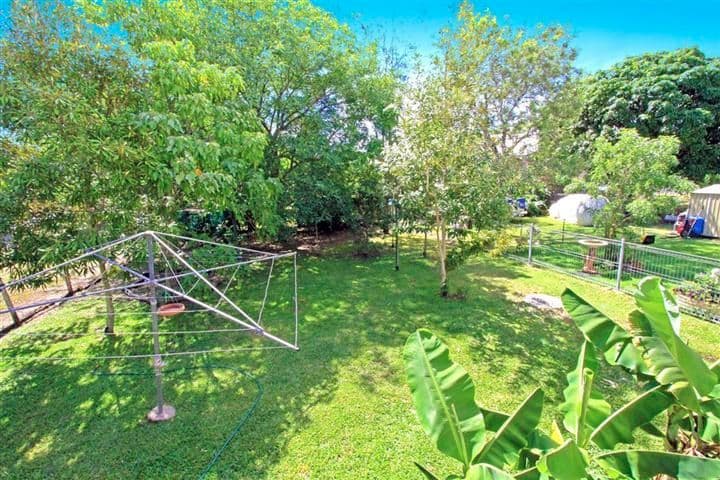11 Birdwood Street, WANDAL QLD 4700, Wandal - Thumbnail 2