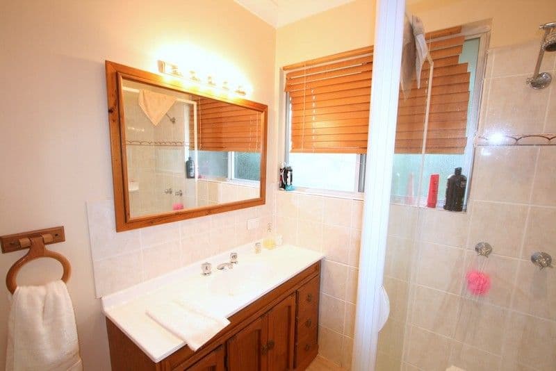 70 Centaur Street, KIPPA-RING QLD 4021, Kippa-Ring - Thumbnail 6