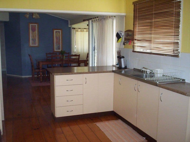 3 Hilda Street, CHARLEVILLE QLD 4470, Charleville - Thumbnail 2