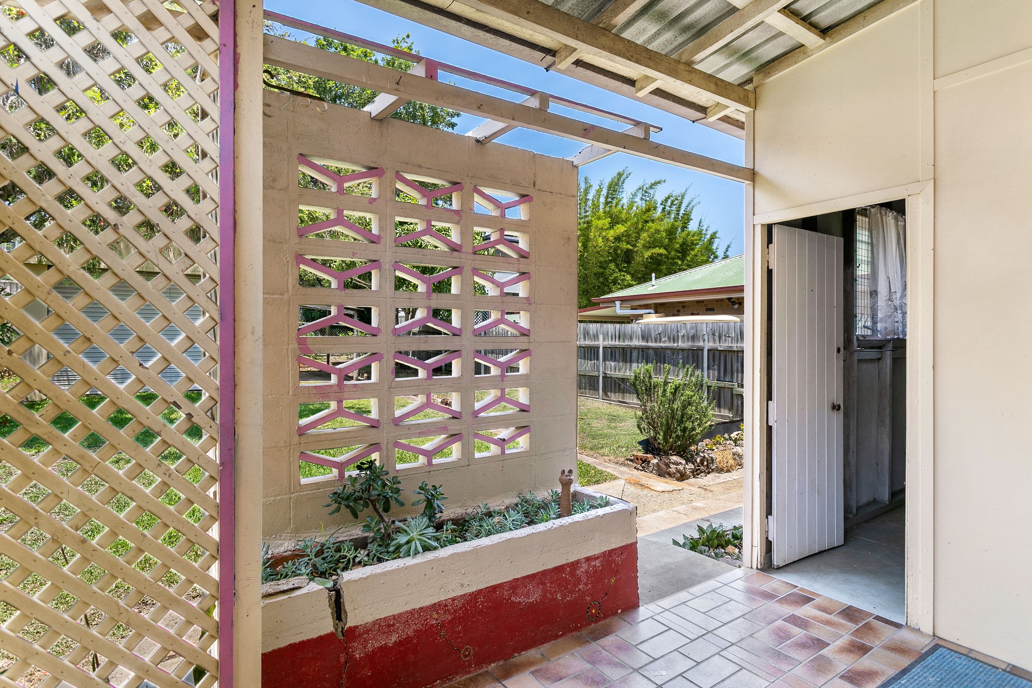 8 McLennan Street, Woody Point QLD 4019, Woody Point - Thumbnail 6