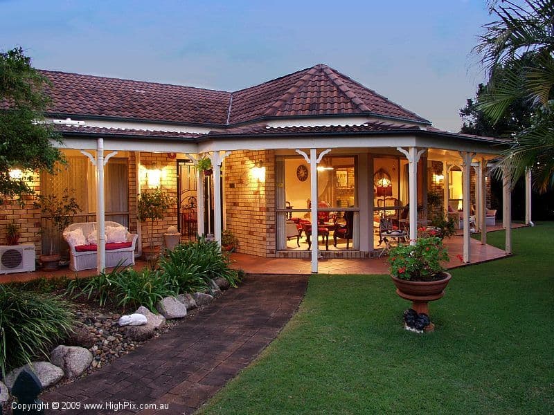 7 JACARANDA Place, EIGHT MILE PLAINS QLD 4113, Eight Mile Plains - Thumbnail 2