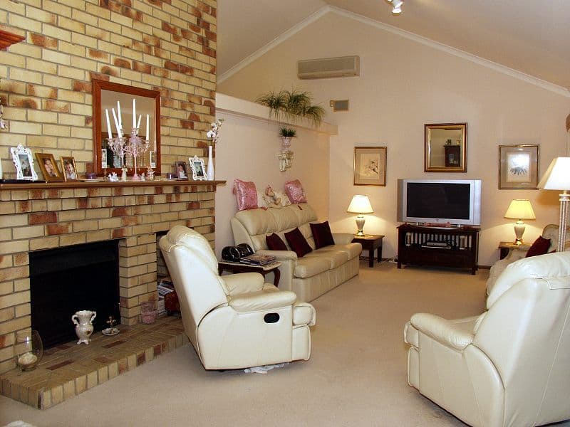 7 JACARANDA Place, EIGHT MILE PLAINS QLD 4113, Eight Mile Plains - Thumbnail 5
