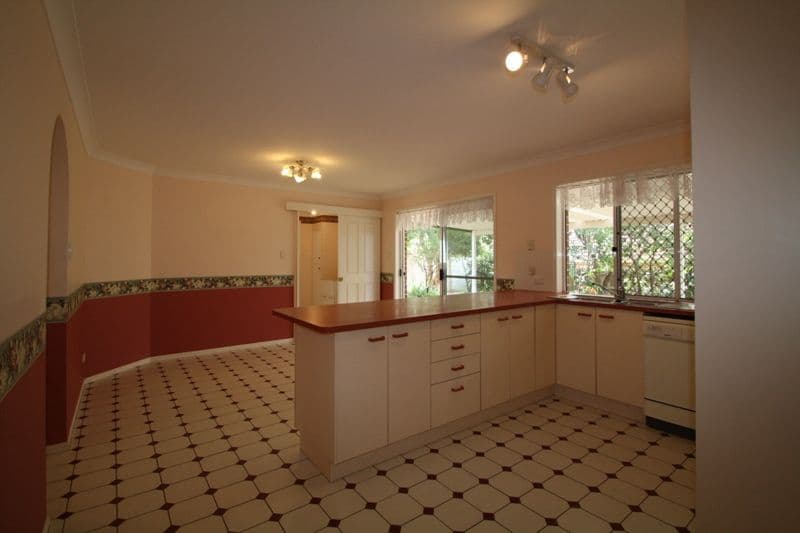 9 Cherrington Way, MURRUMBA DOWNS QLD 4503, Murrumba Downs - Thumbnail 2