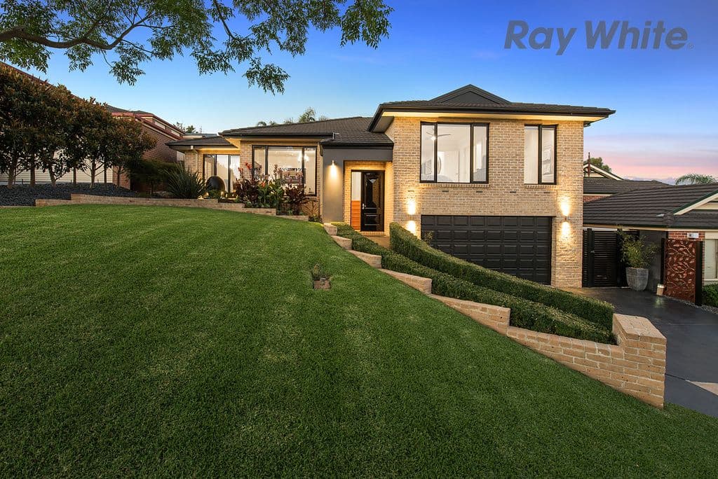 17 CHAMPAGNE Rise, Chirnside Park VIC 3116, Chirnside Park - Image 1