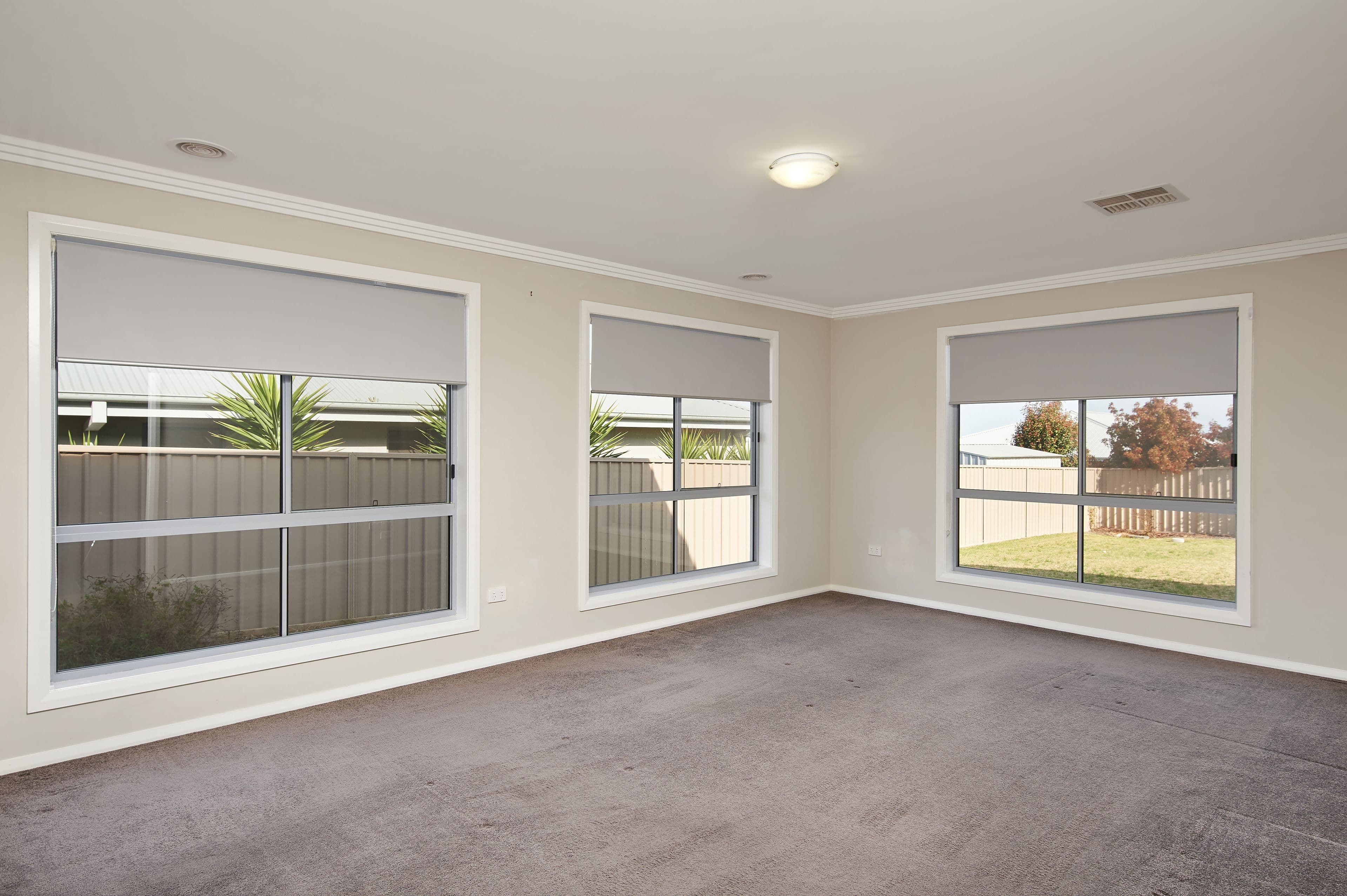 56 Strickland Drive, Boorooma - Thumbnail 7