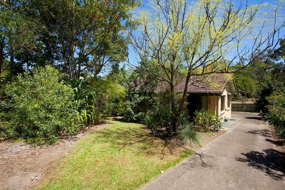 25 Hector Road, HOLLAND PARK QLD 4121, Holland Park - Thumbnail 2