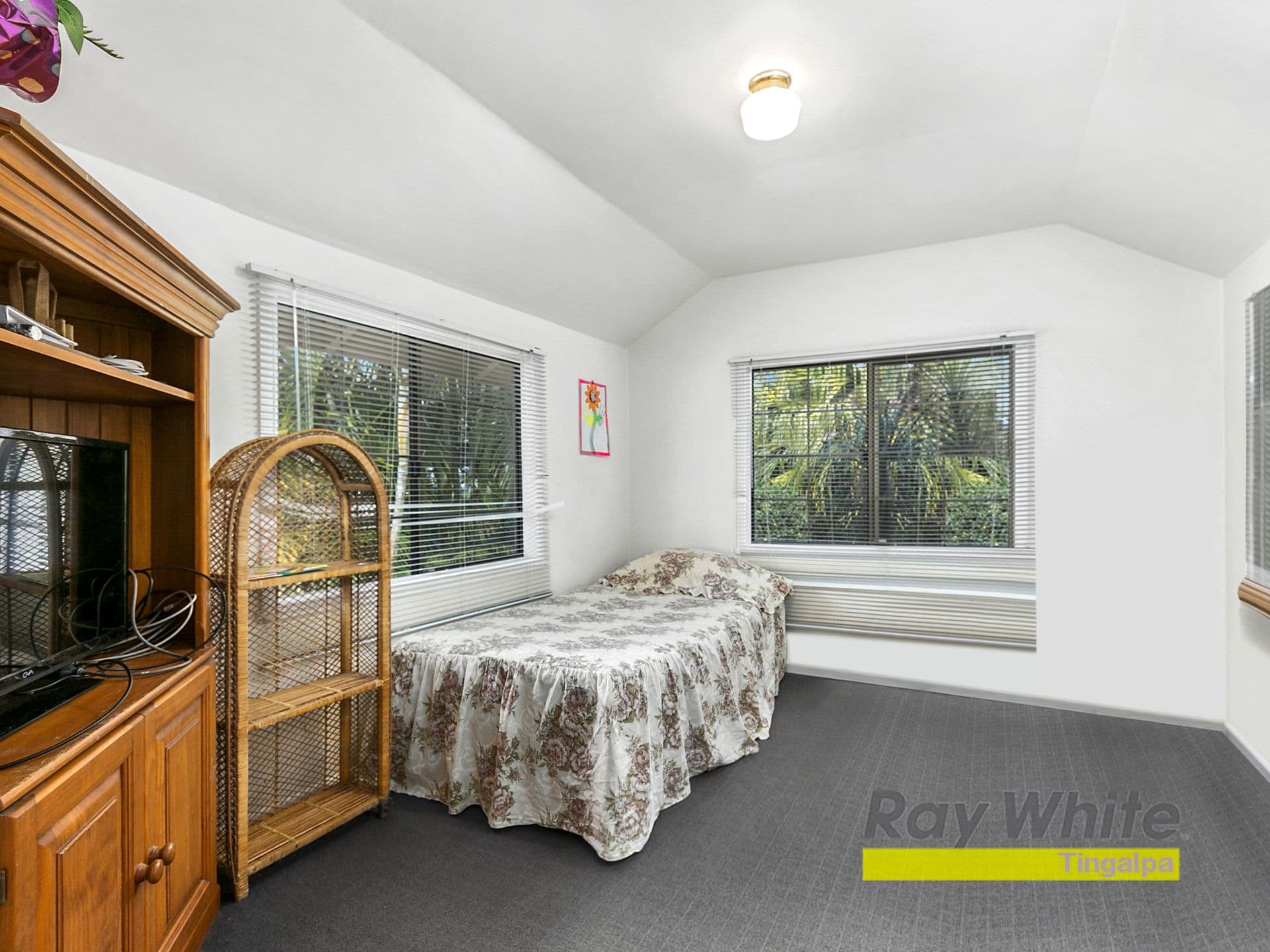 63 NEW LINDUM Road, Wynnum West QLD 4178, Wynnum West - Thumbnail 7