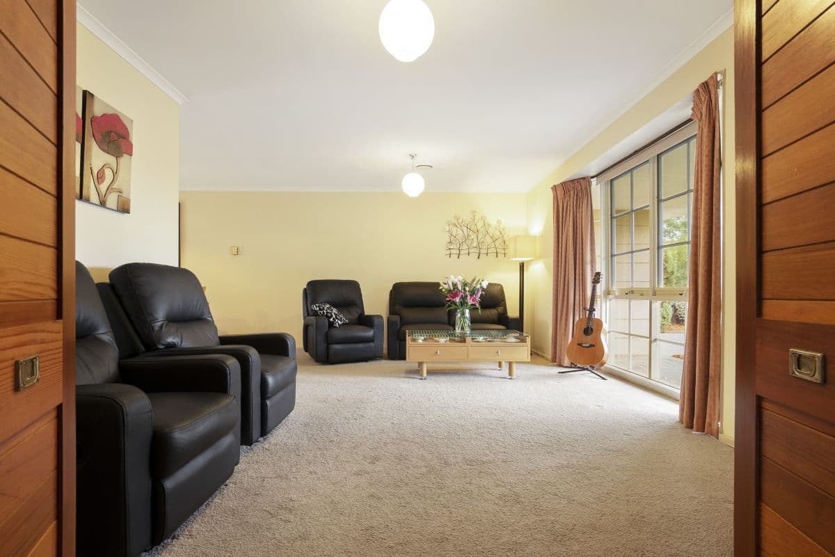 5 Anton Close, Werribee VIC 3030, Werribee - Thumbnail 4