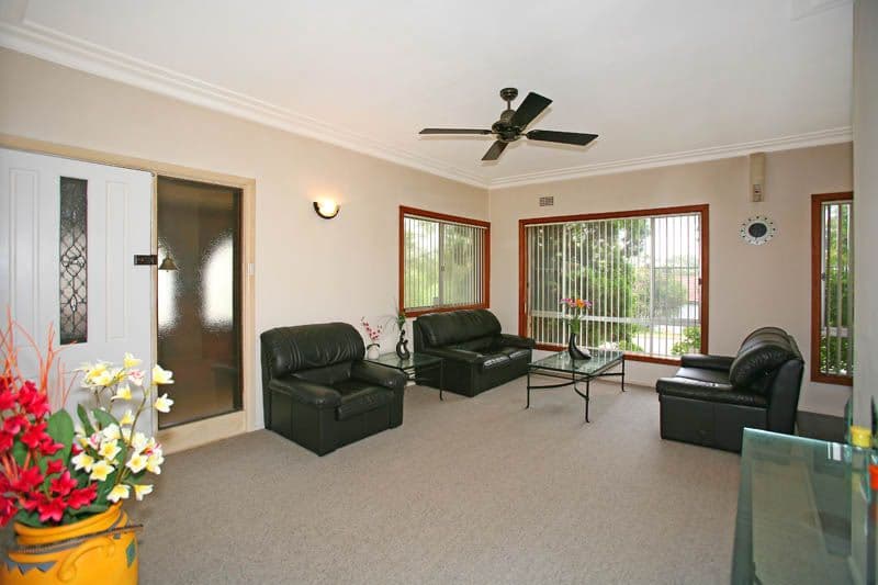306  Willarong Road S, CARINGBAH NSW 2229, Caringbah - Thumbnail 3