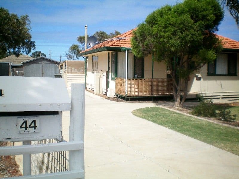 44 Felicia Street, RANGEWAY WA 6530, Rangeway - Thumbnail 2