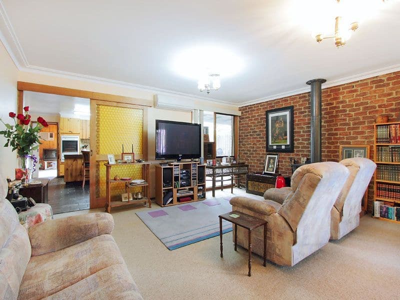 1 McArdle Street, DINGLEY VILLAGE VIC 3172, Dingley Village - Thumbnail 4