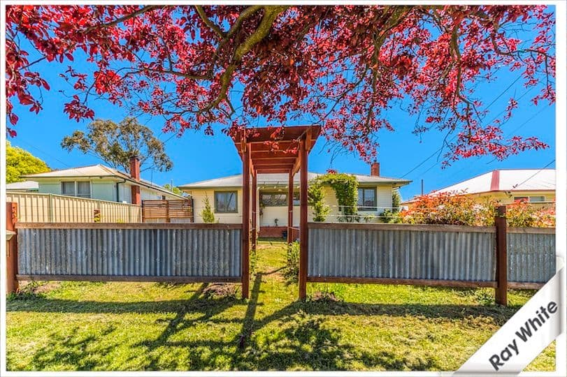 10 Wattle Street, Queanbeyan NSW 2620, Queanbeyan - Image 1