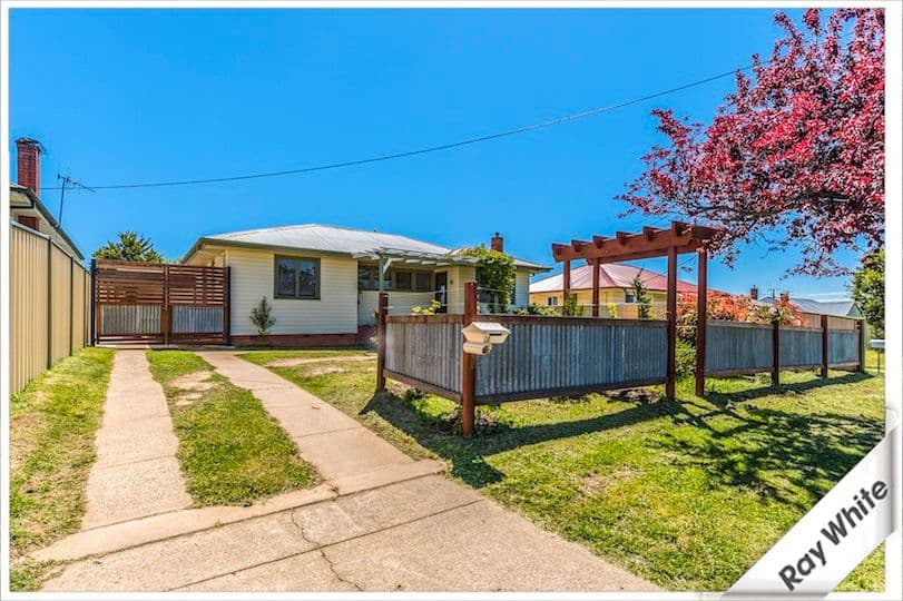10 Wattle Street, Queanbeyan NSW 2620, Queanbeyan - Thumbnail 2