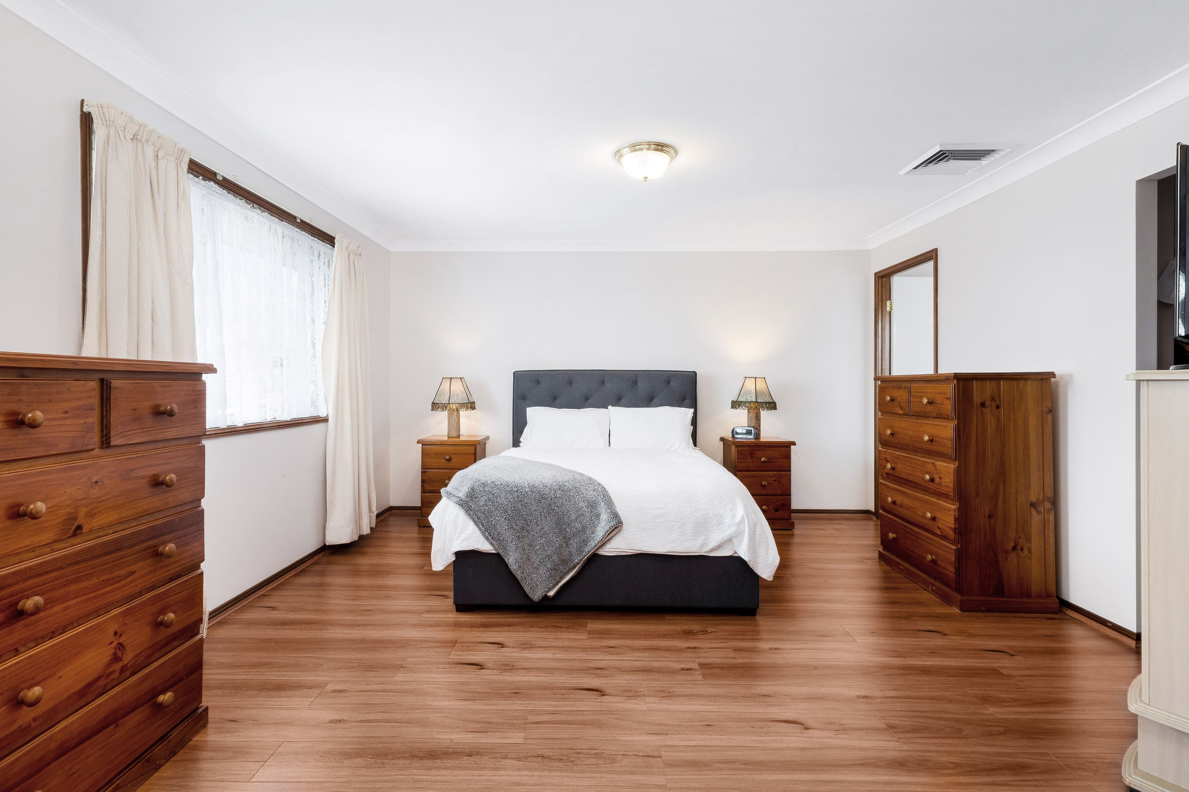 33 Fifth Avenue, Condell Park NSW 2200, Condell Park - Thumbnail 7