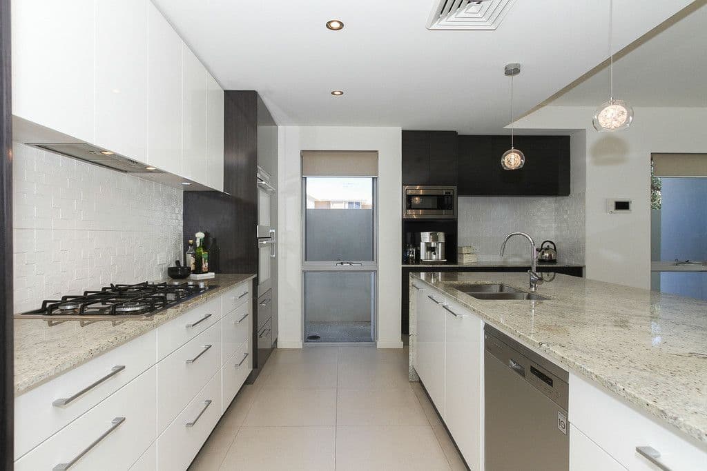 24 Tenerife Boulevard, Hillarys WA 6025, Hillarys - Thumbnail 4