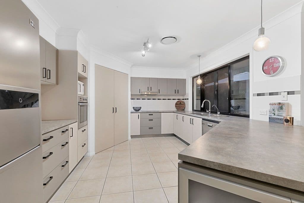 16 Edie Terrace, Wellington Point QLD 4160, Wellington Point - Thumbnail 8