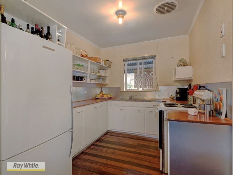 8 Pearl Street, Scarborough QLD 4020, Scarborough - Thumbnail 4