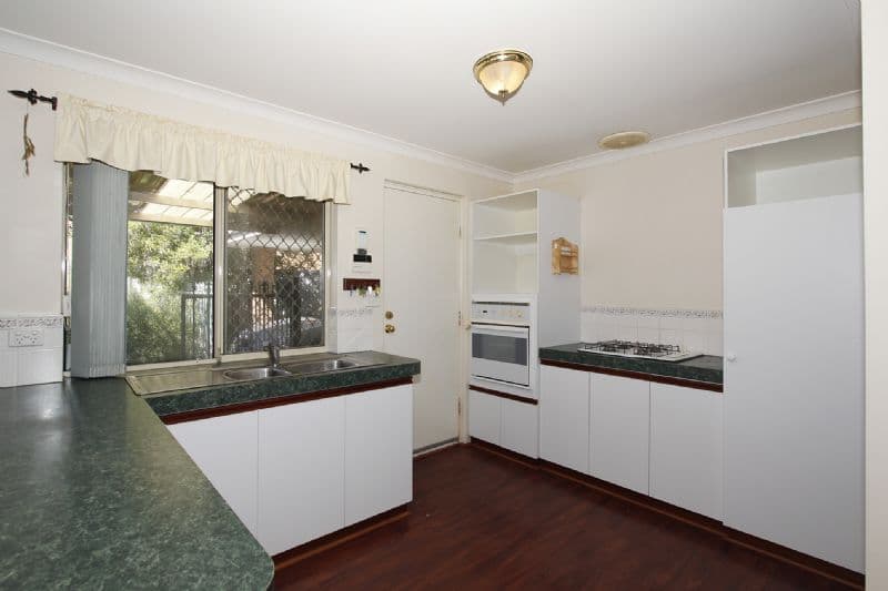 9 Greencroft Gardens, WARNBRO WA 6169, Warnbro - Thumbnail 5