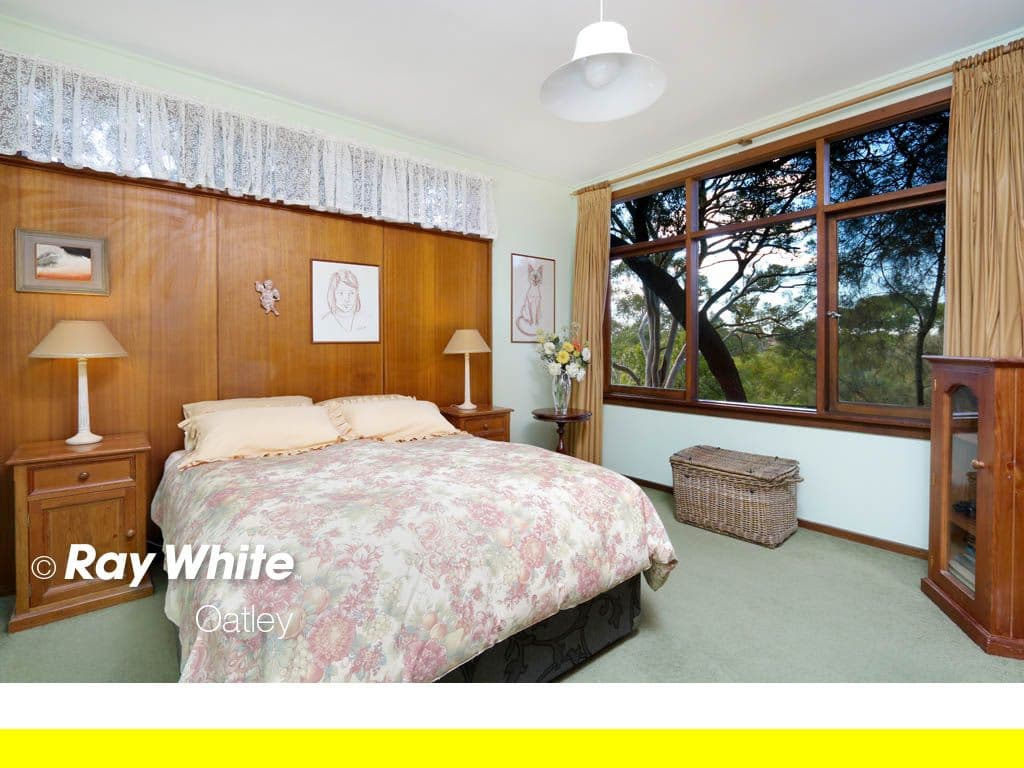 20 Booyong Avenue, Lugarno NSW 2210, Lugarno - Thumbnail 7