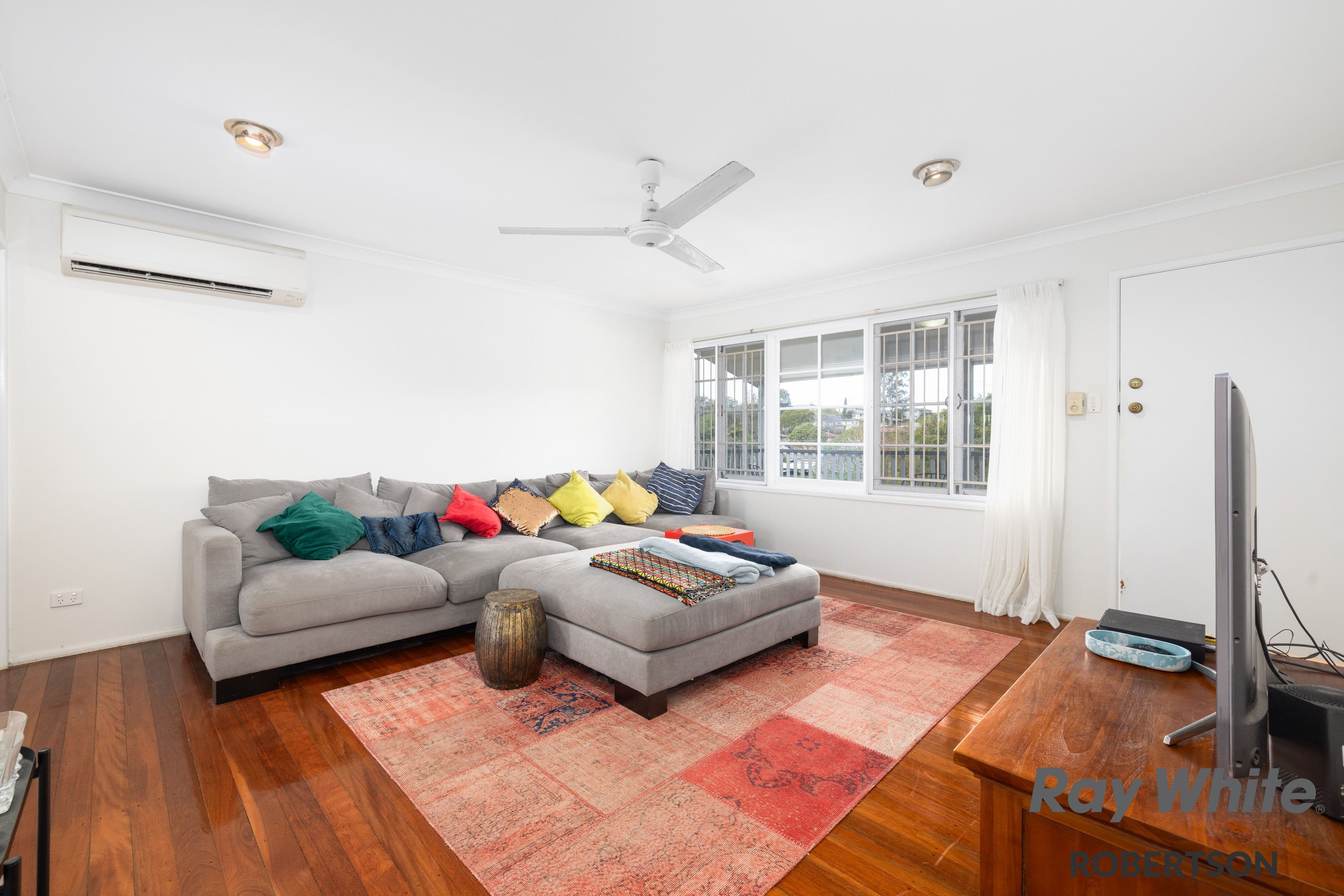 50 Valentia Street, Mansfield QLD 4122, Mansfield - Thumbnail 3